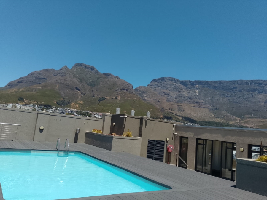 1 Bedroom Property for Sale in Zonnebloem Western Cape
